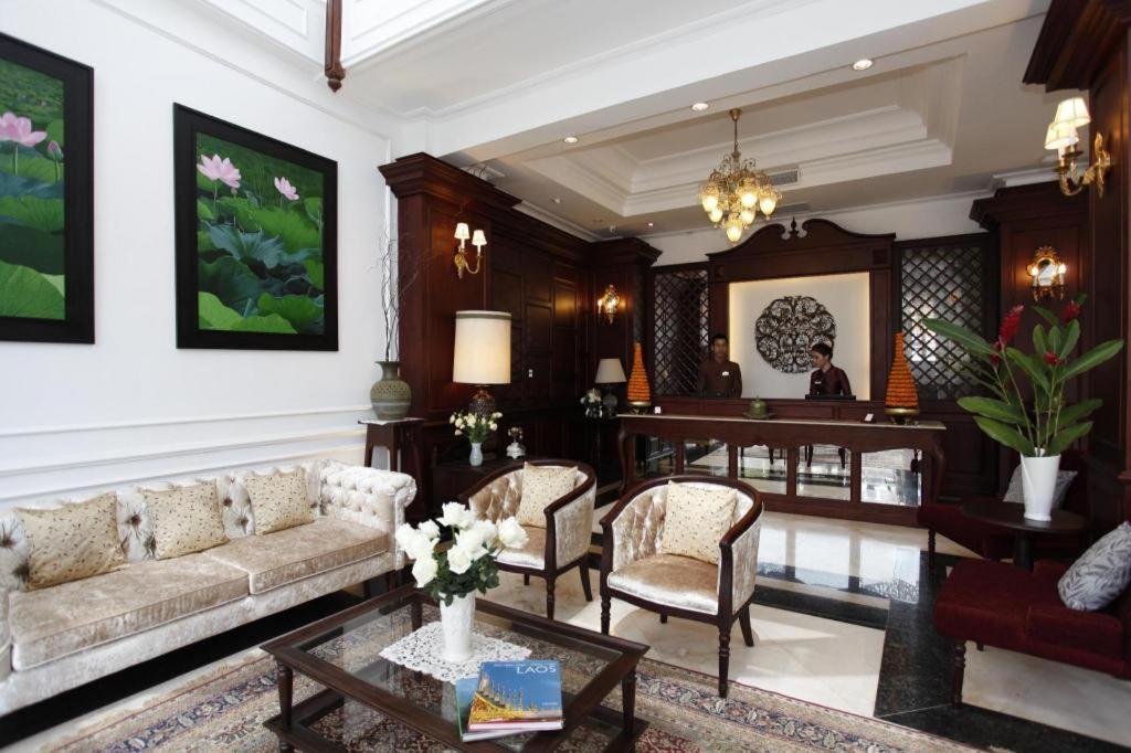 Dhavara Boutique Hotel Vientiane Exteriör bild