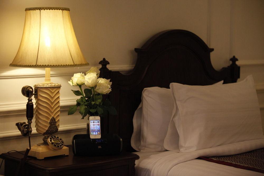 Dhavara Boutique Hotel Vientiane Exteriör bild