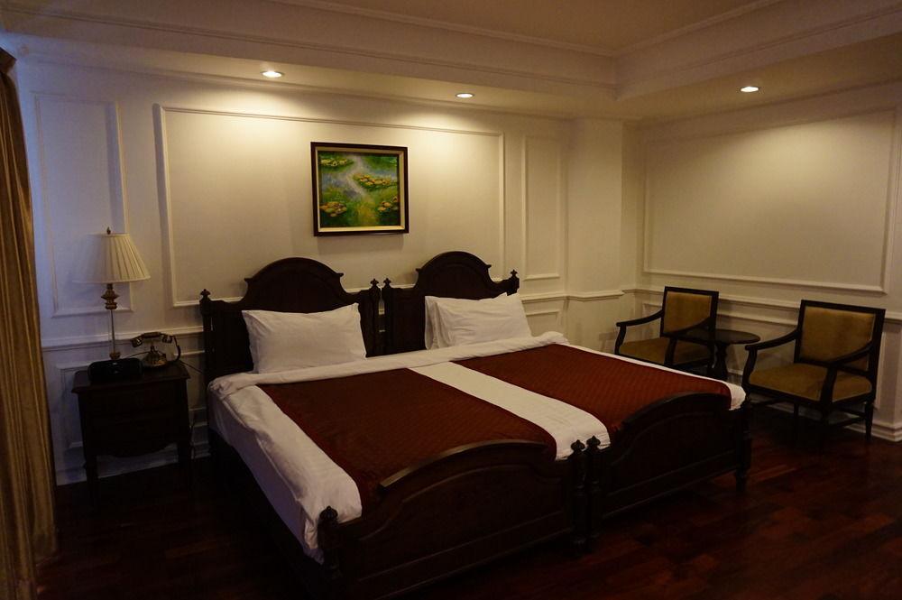 Dhavara Boutique Hotel Vientiane Exteriör bild