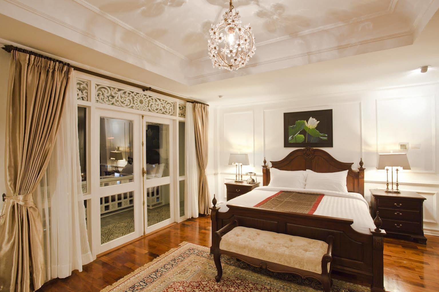 Dhavara Boutique Hotel Vientiane Exteriör bild